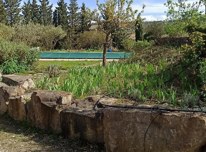 Le Rocher Au Thym Casa de Férias *